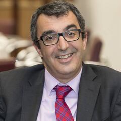 Guillén: "La Vuelta tiene el toque sentimental de la retirada de
Contador"