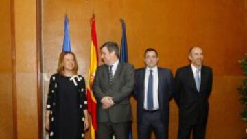 Ana Muñoz Merino (izquierda) y Francisco Javier Martín del Burgo (derecha), los dos primeros directores de la Agencia Antidopaje.