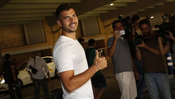 Jordi Amat arrives in Seville to complete Betis move