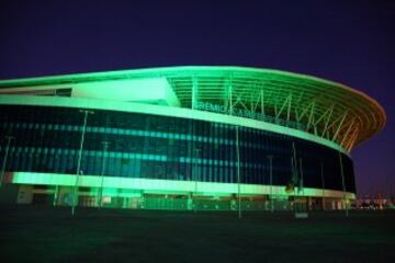 Estadios y monumentos del mundo se iluminan por el Chapecoense