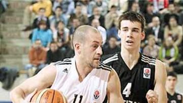 <b>IMPARABLE. </b>No hubo quién le frenase en el primer cuarto, cuando Herreros apuntilló al Partizán.