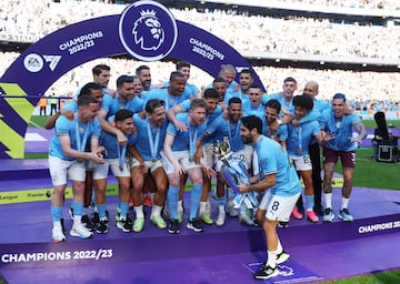 Así celebraron los jugadores del Manchester City el título de la Premier