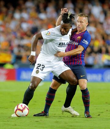 Michy Batshuayi con Arthur.