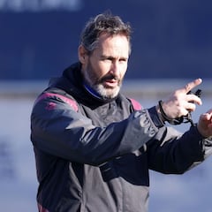 Vicente Moreno, con la misma caja de herramientas