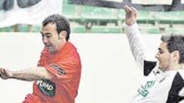 <b>CRISIS. </b>En Badajoz, preocupados por los problemas económicos.