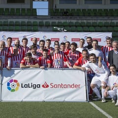 'La manita' del Atleti al Madrid en el derbi de la prensa: mucho fútbol con sentido del humor