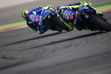 Maverick Viñales y Valentino Rossi.