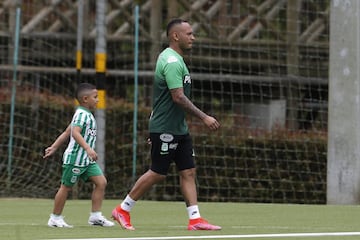 El equipo de Alejandro Restrepo se medirá ante el Independiente Medellín en el Atanasio Girardot. Los clubes llegan en momentos diferentes, por un lado Nacional es líder absoluto, mientras que el DIM necesita una victoria para entrar a los ocho. 