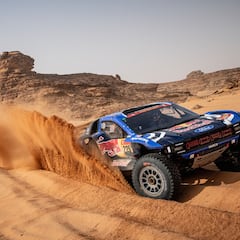 Sainz juega y anima la fiesta