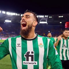 Borja Iglesias sorprende y le contesta a jugador de Colo Colo: “Crack”