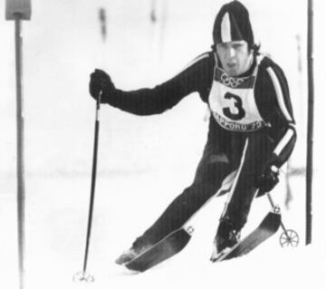 El esquiador italiano Gustav Thöni se retiró en 1980. Consiguió tres medallas olímpicas: un oro en eslalom gigante en Sapporo 1972, y dos platas en eslalon en Sapporo 1972 e Innsbruck 1976. Cinco Campeonatos del Mundo: eslalon gigante y combinada en 1972, eslalon gigante y eslalon en 1974, y combinada en 1976, además de dos platas en eslalon en 1972 y 1976. Cuatro Generales de la Copa del Mundo y y tres Copas del Mundo en eslalon gigante y dos en eslalon. Un total de 24 victorias.