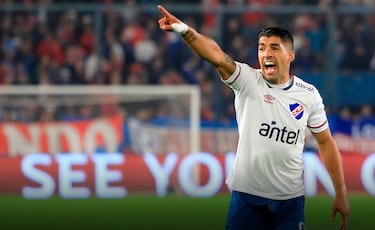 Leyenda de Uruguay quiere ver a Luis Suárez jugando en México