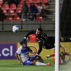 Una grave lesión pone en jaque a la UC: deberán salir al mercado