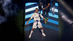 Cristiano canta con el Bernabéu: "¡Balón de Oro, Cristiano!..."