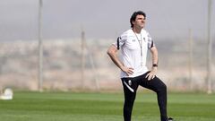 Aitor Karanka, durante el entrenamiento de este s&aacute;bado.