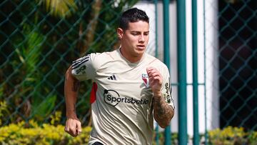 James Rodríguez en un entrenamiento de Sao Paulo.