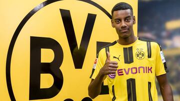 Isak, apodado el 'nuevo Ibra', podría recalar en la Real Sociedad.