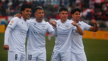 Audax sueña con el doblete y uno de los mejores del fútbol chileno lo comanda: ¡golazo en Copa Chile!