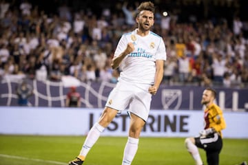 El Real Madrid se impuso en penales al combinado de estrellas tras empatar a un tanto en tiempo regular.