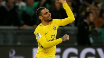 Atlético Madrid ask PSG about Layvin Kurzawa