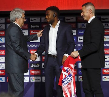 La presentación de Lemar, nuevo fichaje del Atlético, en imágenes