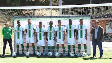 Nacional presenta sus 7 fichajes