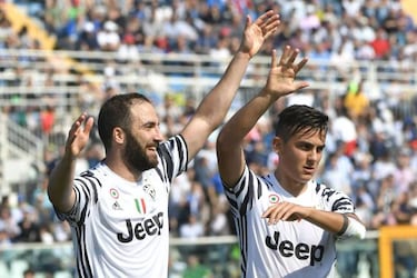 Paulo Dybala: Juventus ace picks up ankle sprain in win at Pescara