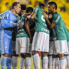 Cruzeiro 3 - 1 Palmeiras: El equipo de Mina y Borja se aleja de la punta del Brasileirao