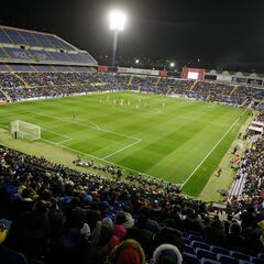 El Rico Pérez agota todo el papel y empieza la reventa entre aficionados