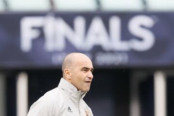 09 October 2021, Italy, Turin: Belgium's head coach Roberto Martinez leads a training session for the Belgian national soccer team ahead of Sunday's UEFA Nations League third place soccer match between Italy and Belgium. Photo: Bruno Fahy/BELGA/dpa  09/10