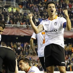 "Mestalla empuja en estos días y el jugador nota ese aliento"