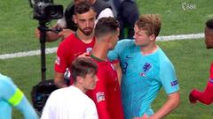 Cristiano Ronaldo (Juvnetus) y Matthijs de Ligt (Ajax), durante el Portugal 1-0 Holanda.