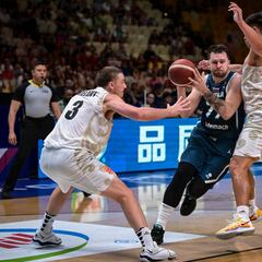 Giannis vs. Luka in the Olympic qualification tournament semifinal