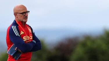 De la Fuente durante un entrenamiento con España durante la Eurocopa.