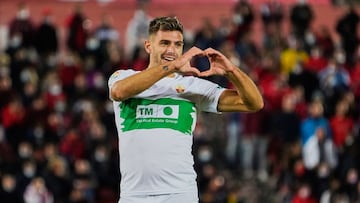 MALLORCA, SPAIN - NOVEMBER 07: Lucas Boye of Elche CF celebrates scoring his teams first goal during the La Liga Santander match between RCD Mallorca and Elche CF at Estadio de Son Moix on November 07, 2021 in Mallorca, Spain. (Photo by Rafa Babot/Getty I