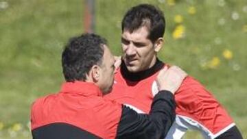 Caparrós: "El Atlético es muy sólido en casa y está en su mejor momento del año"