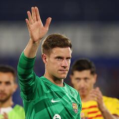 Ter Stegen se agarra al trono