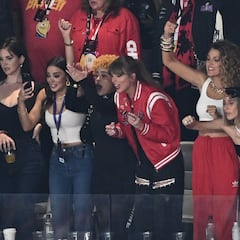 Who was in the box with Taylor Swift at Super Bowl 2024?