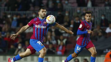 Barcelona&#039;s Sergio Aguero controls the ball during the Spanish La Liga soccer match between FC Barcelona and Valencia at the Camp Nou stadium in Barcelona, Spain, Sunday, Oct. 17, 2021. (AP Photo/Joan Monfort)