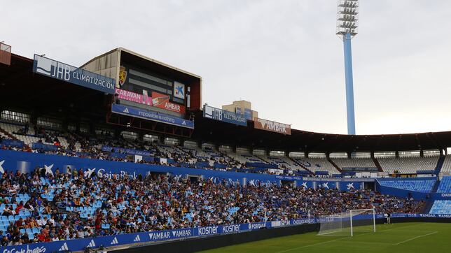 Baño de zaragocismo antes del estreno liguero en La Romareda