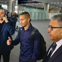 Paulinho Boia llegó a la CDMX para firmar con Cruz Azul