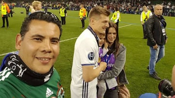 El seguidor que se hizo famoso por haberse metido a la cancha cuando terminó la final de Champions, explica como logro estar en la celebración de los merengues.