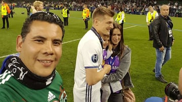 El seguidor que se hizo famoso por haberse metido a la cancha cuando termin&oacute; la final de Champions, explica como logro estar en la celebraci&oacute;n de los merengues.