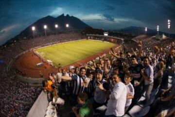 El inmueble es parte de las instalaciones del Tecnológico de Monterrey y albergó a Rayados hasta el Clausura 2015, antes de su mudanza al nuevo estadio. Tiene un aforo para 36,400 aficionados y albergó juegos del Mundial México 86, así como clasificatorias mundialistas. Actualmente es utilizado para distintas disciplinas, sobre todo fútbol americano y atletismo. Se tiene programada su demolición para el 2017.