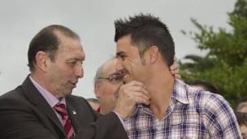 Villa: "Cesc es mi debilidad, ojalá venga al Barcelona"