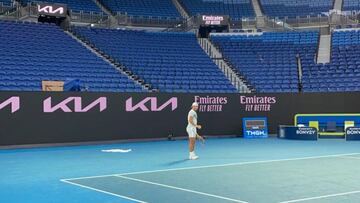 Primer entrenamiento de Nadal en Melbourne con Marc L車pez
