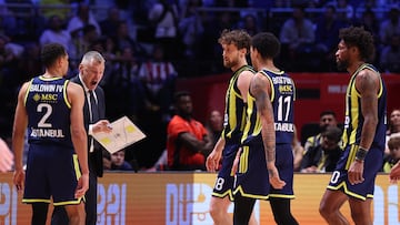 El Dubái frena en seco a Jasikevicius