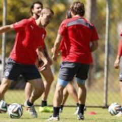 Francisco Silva entra por Puch en Chile para la Copa América