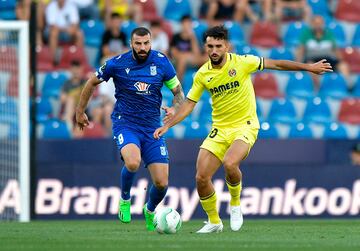 Mikael Ishak  y Manu Morlanes.