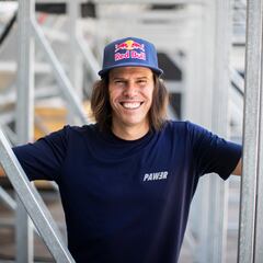 Dhers apunta hacia París